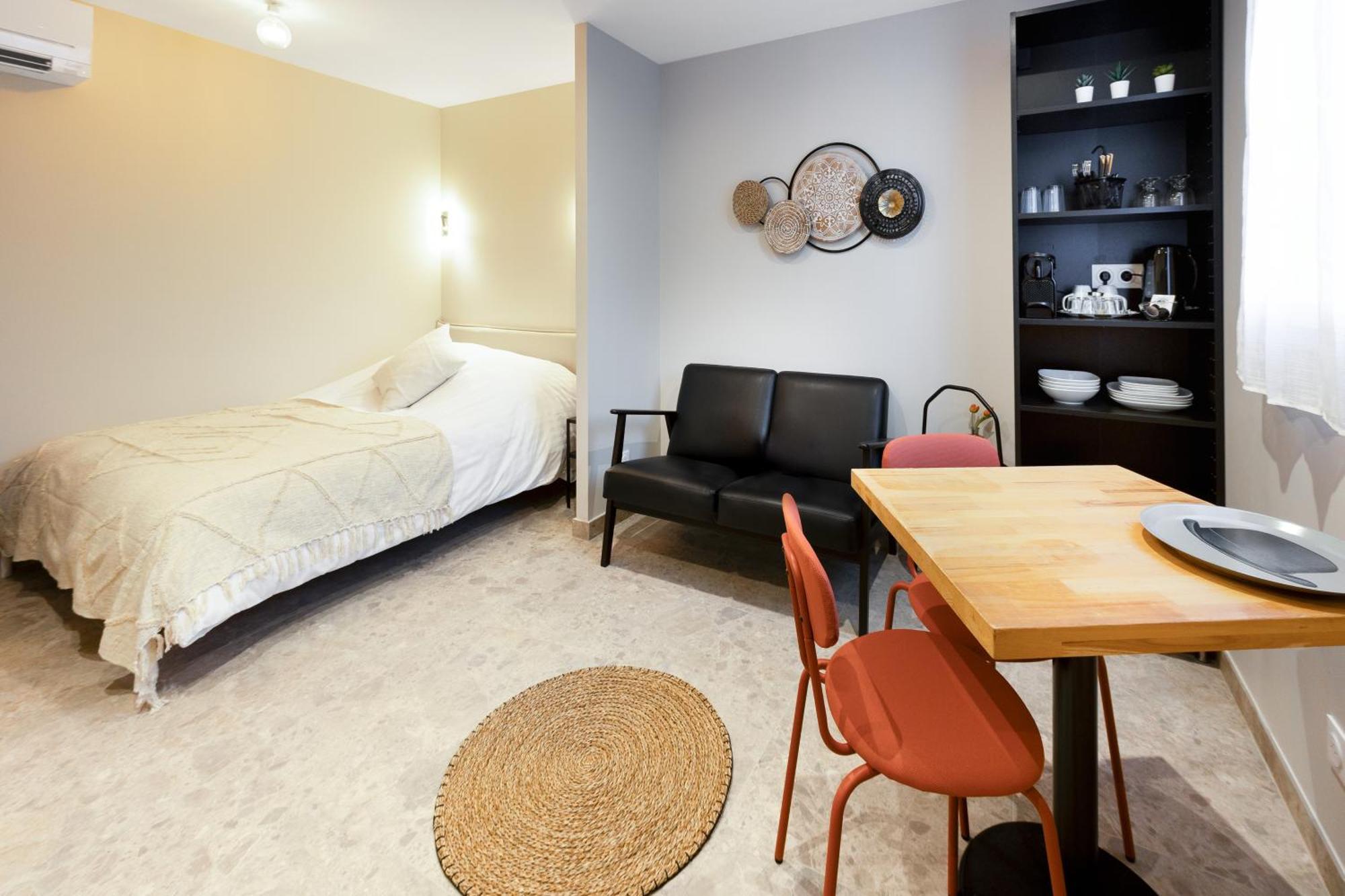 Appart Hotel Coraline - Genas Lyon Eurexpo Екстериор снимка