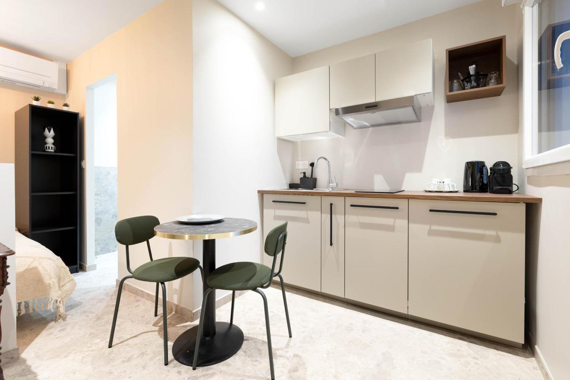Appart Hotel Coraline - Genas Lyon Eurexpo Екстериор снимка